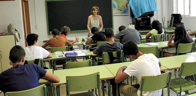 Más de 2.000 alumnos dejan la ESO entre primer y cuarto curso