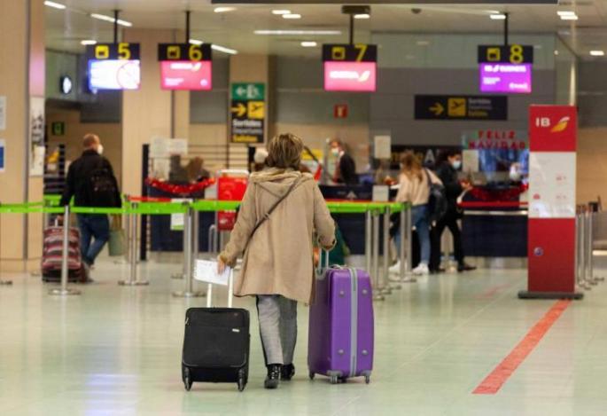 Los aeropuertos baleares operarán este fin de semana un 6% menos de vuelos que en 2021