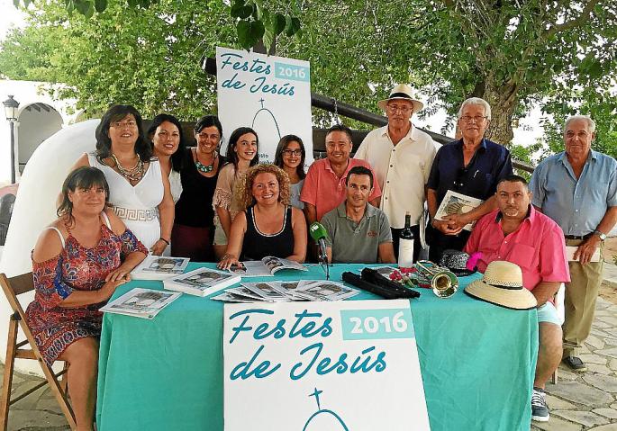 Jesús presenta sus fiestas patronales