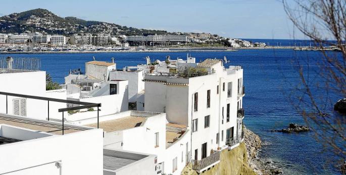 Se venden pisos de 35 m2 por 350.000 euros en el barrio más degradado de Ibiza