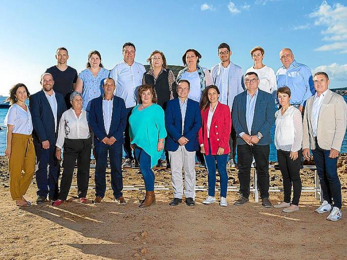 El agua potable empieza a llegar a los grifos de los vecinos de Sant Josep