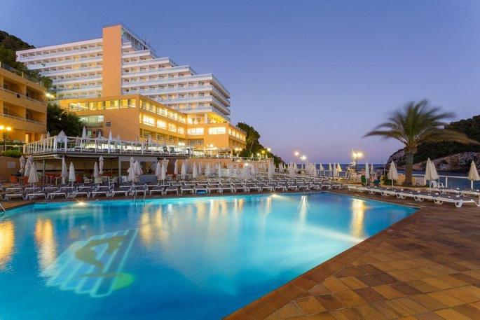 Imagen del que fue Hotel Sirenis Playa Imperial, ahora en manos de Apolo.