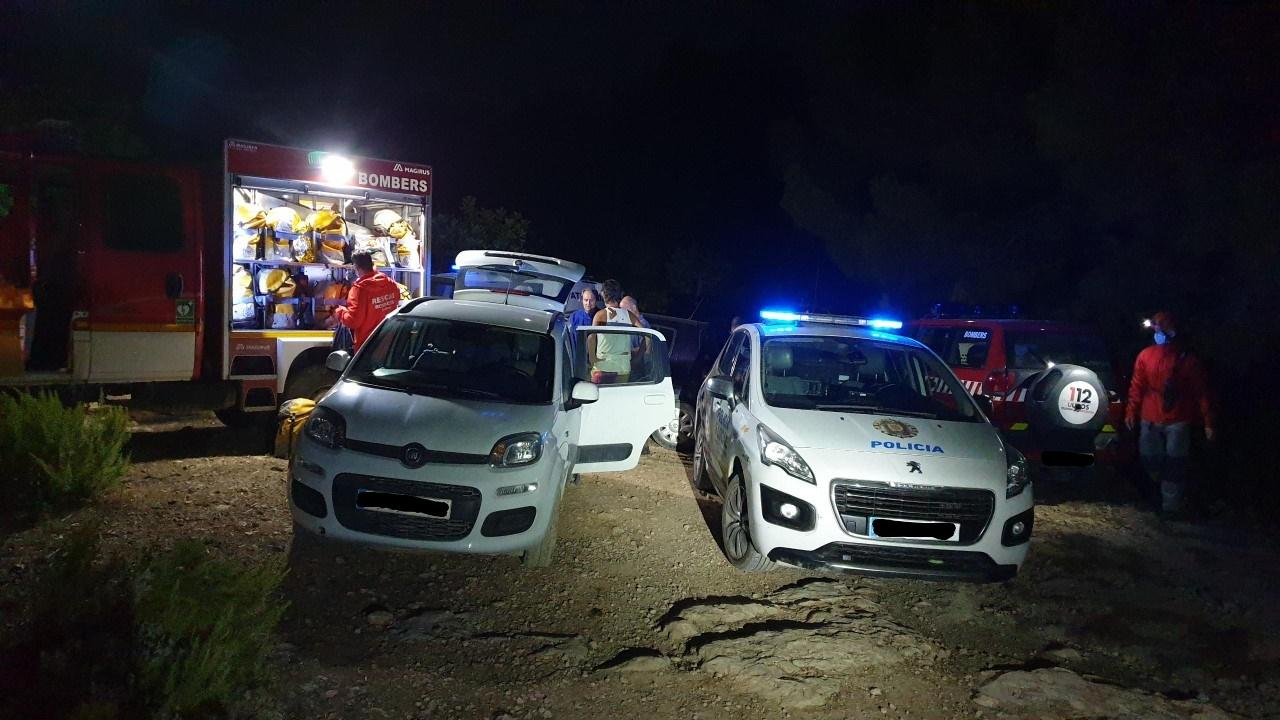 Sucesos En Ibiza Rescatan A Tres Personas En La Cueva De La Luz