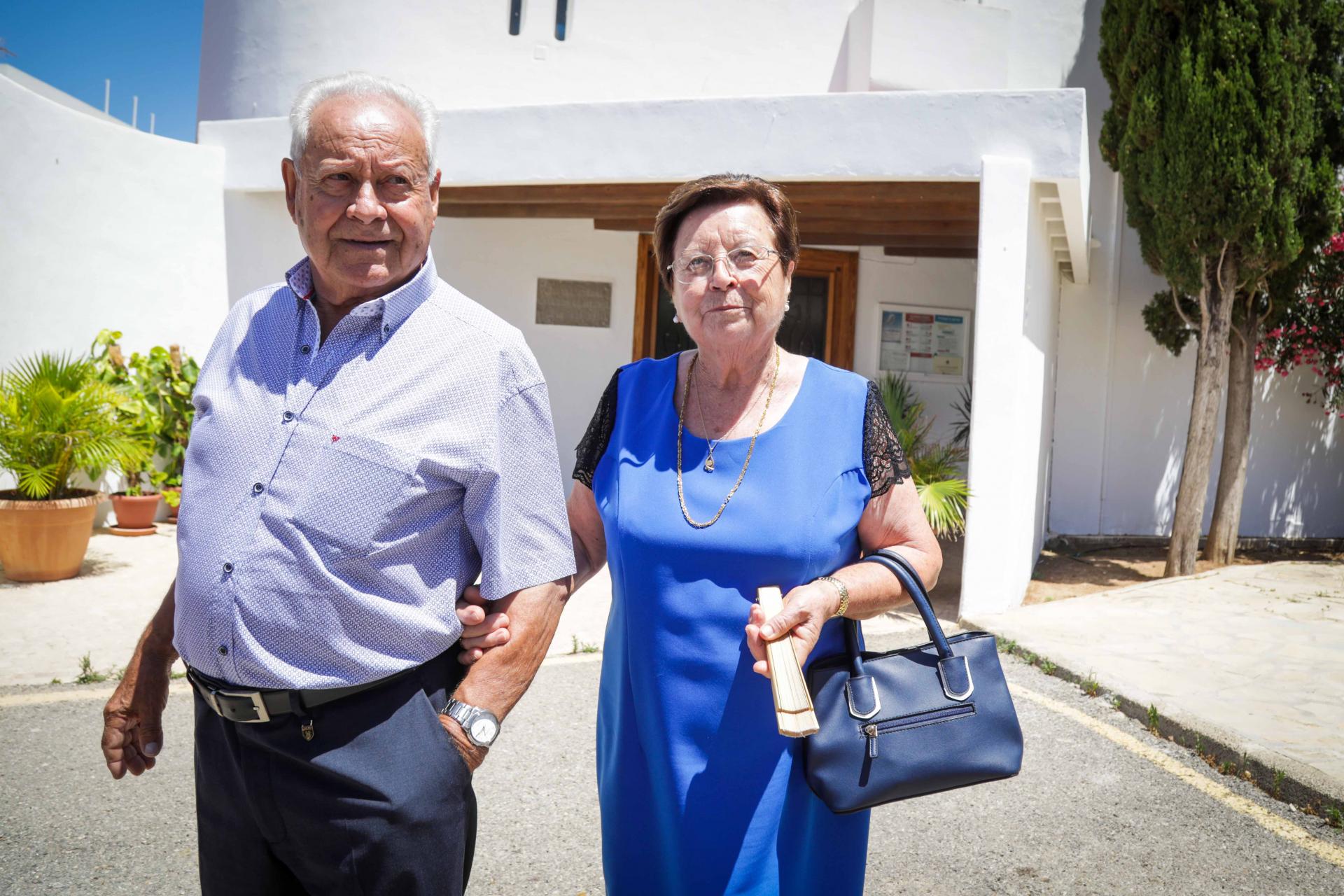 El XXIX aniversario de la fundación del Club de la tercera edad de Puig d'en Valls en imágenes