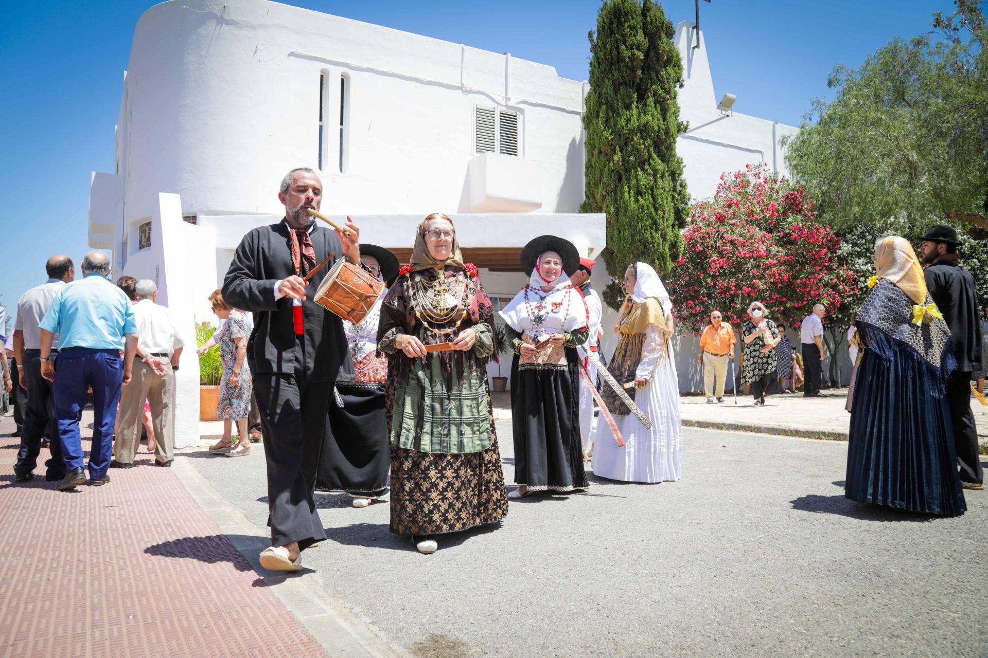 El XXIX aniversario de la fundación del Club de la tercera edad de Puig d'en Valls en imágenes