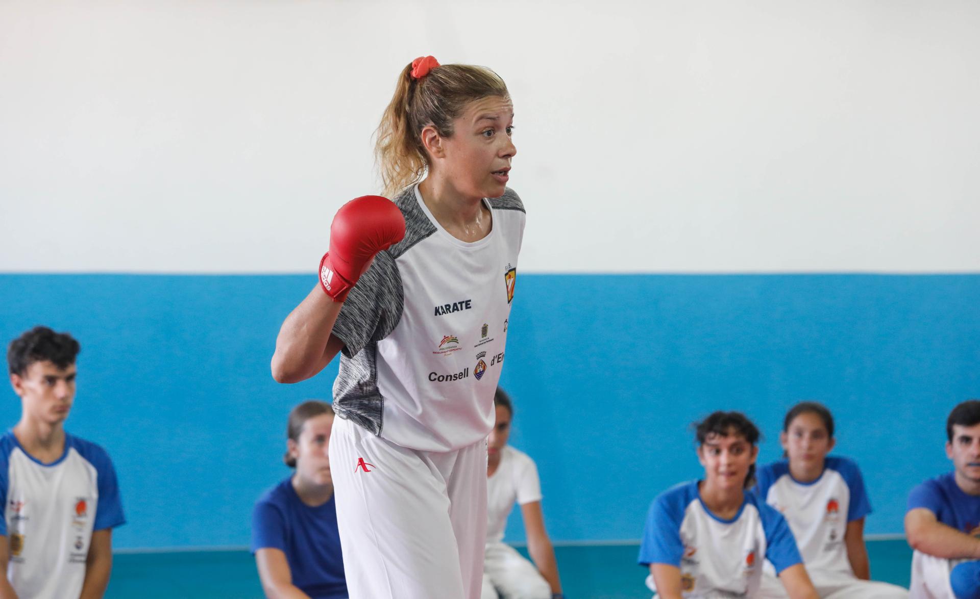 La clase de karate en el Samyd de Cristina Feo en imágenes