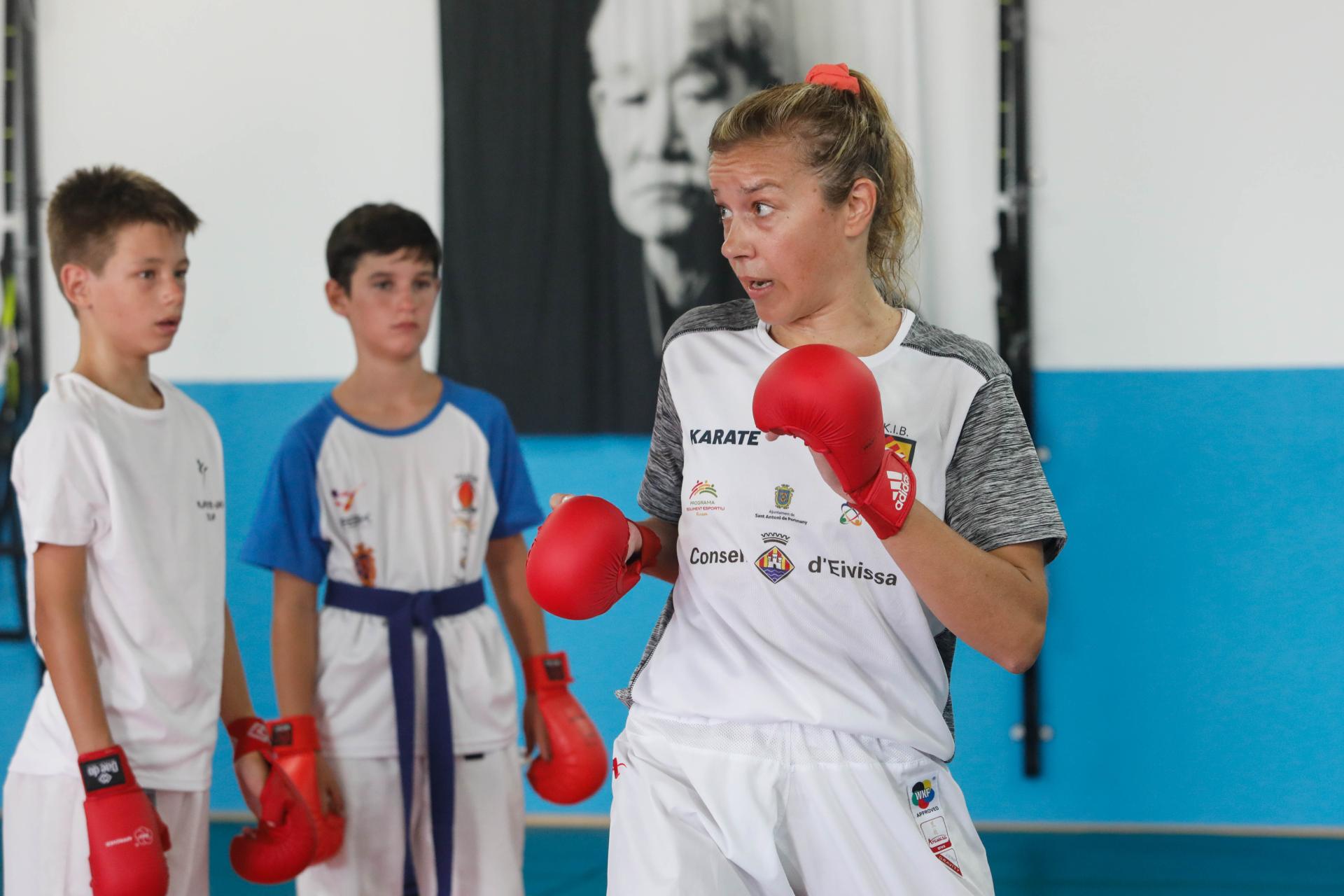 La clase de karate en el Samyd de Cristina Feo en imágenes