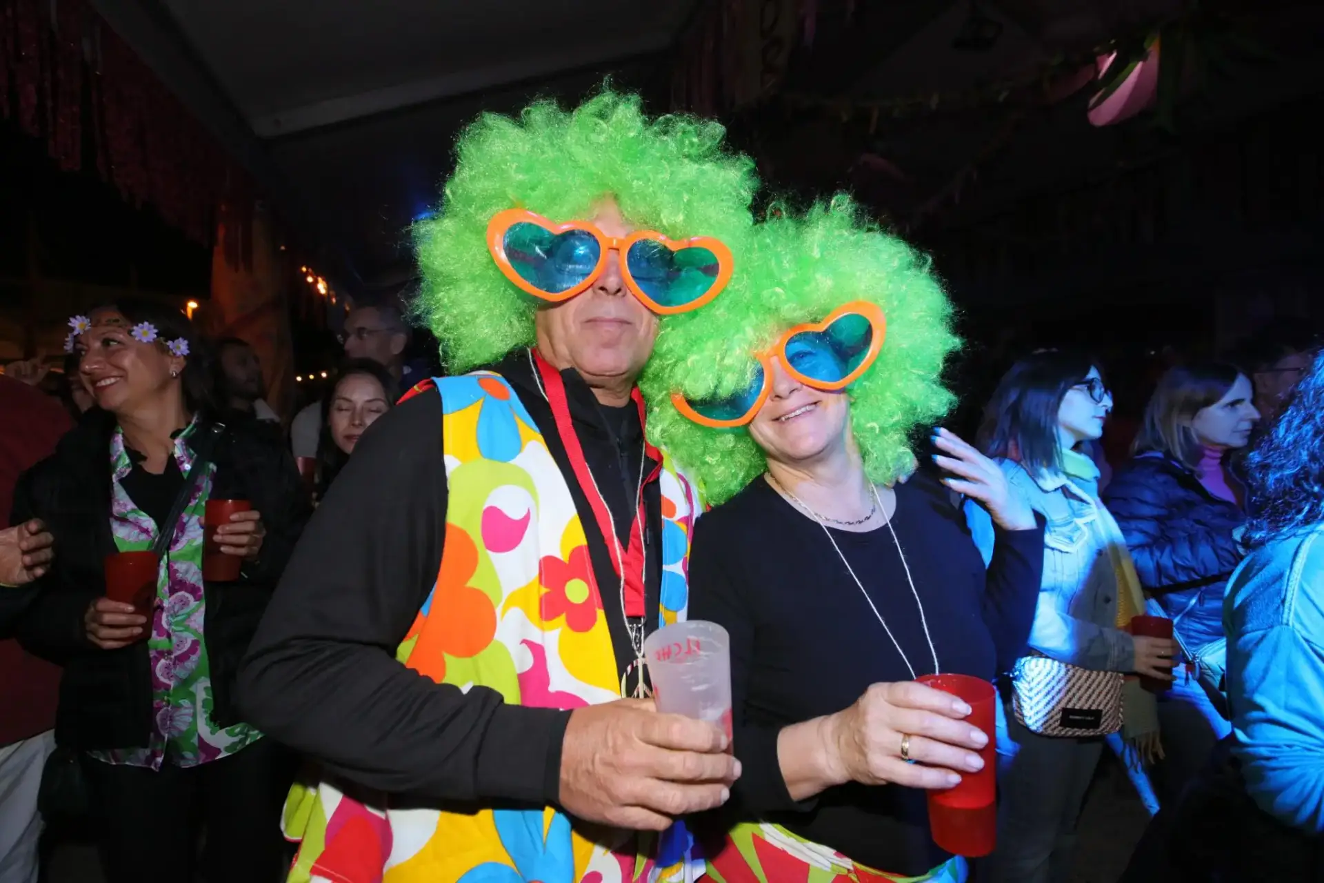 Fotogalería: Las mejores imágenes de la fiesta Flower Power de Formentera