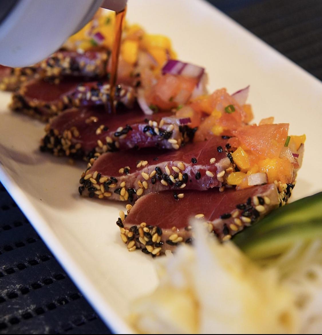 Bonsai Todos los días y a cualquier hora, sushi en Santa Eulària