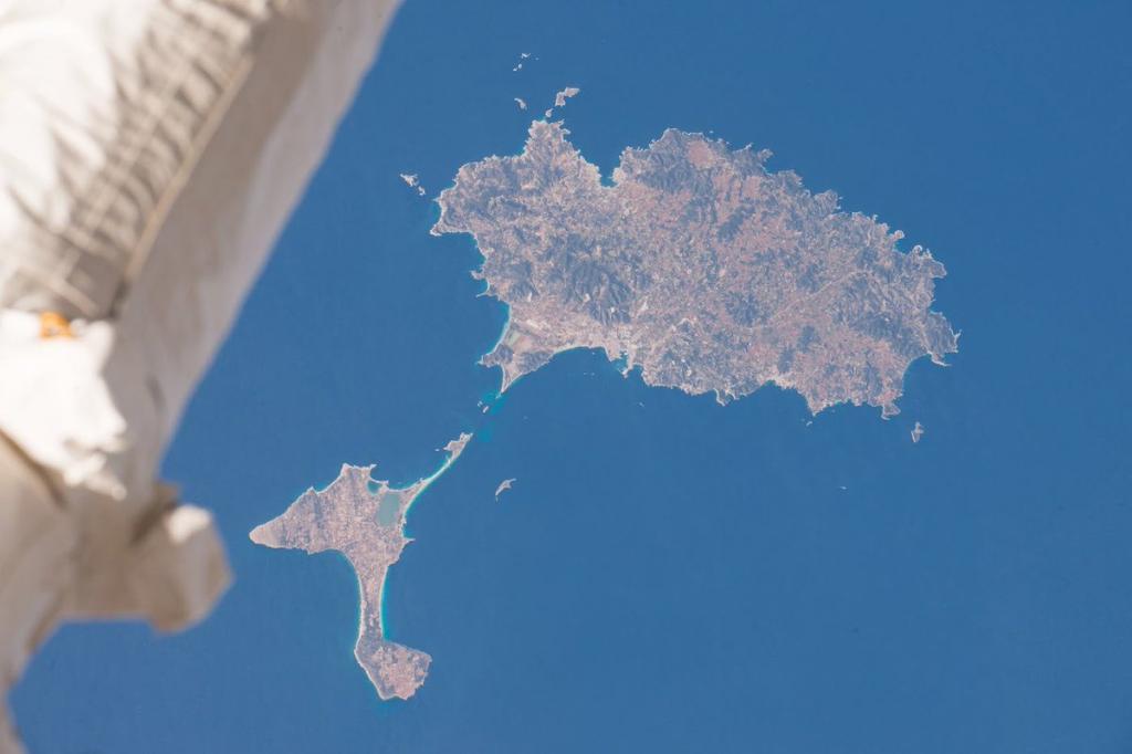Así se ven Ibiza y Formentera desde el espacio