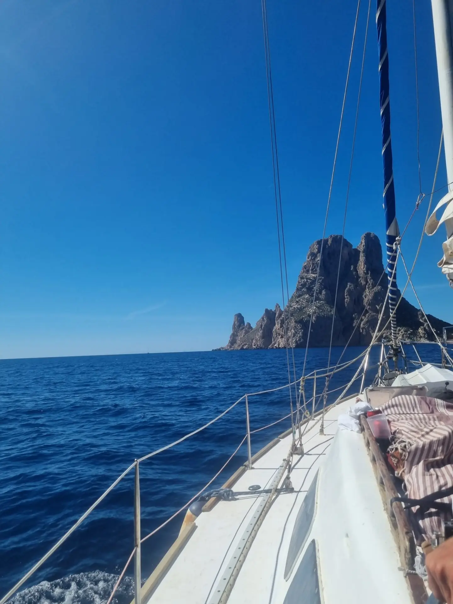 Es Vedrà, punto de concentración de barcos en Ibiza para ver el eclipse