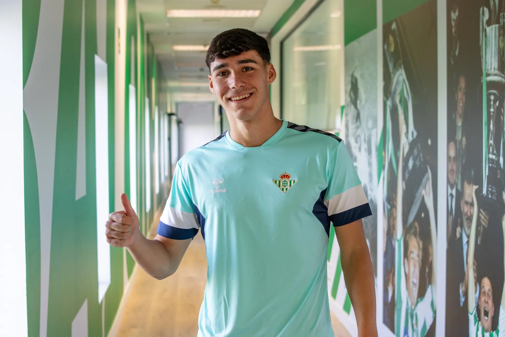 La UD Ibiza ficha a un jugador del Betis que debutó en Primera División