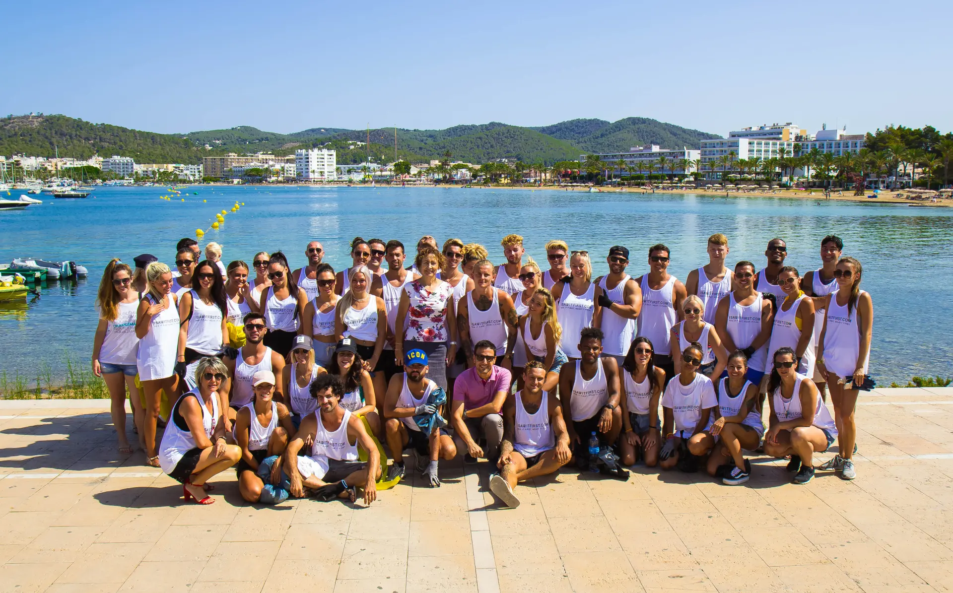 O Beach Ibiza y Bam-Bu-Ku celebran el 29 de agosto una nueva jornada de limpieza de playa en la bahía de Sant Antoni