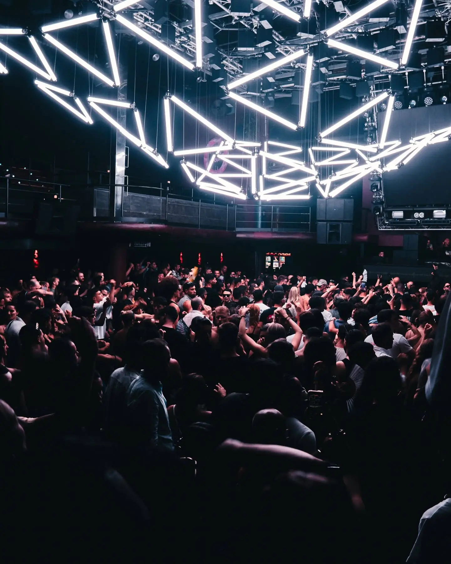 Pyramid reúne a Nina Kraviz, 999999999 y Yanamaste este domingo en Amnesia