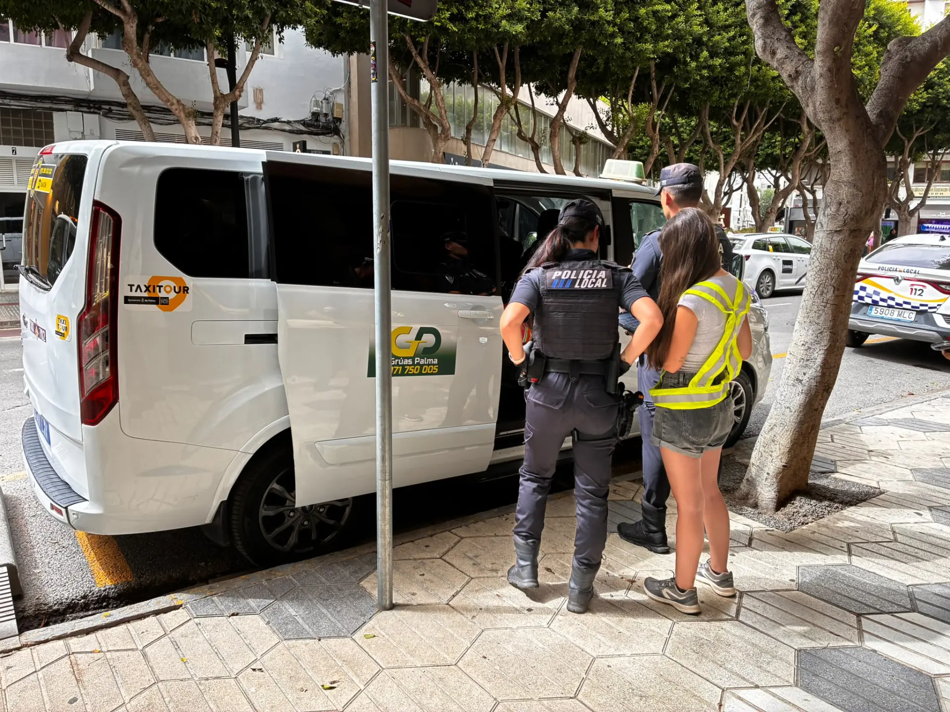 Casi 5.000 euros de multa para el taxi de Palma cazado en Ibiza