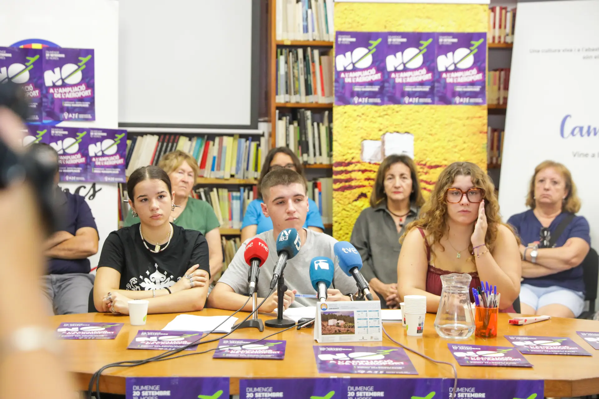 Convocan una manifestación el 20 de septiembre contra la ampliación del aeropuerto de Ibiza
