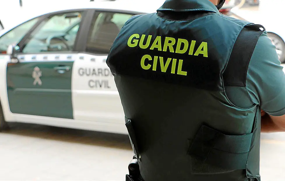 Pánico de madrugada por un violento armado