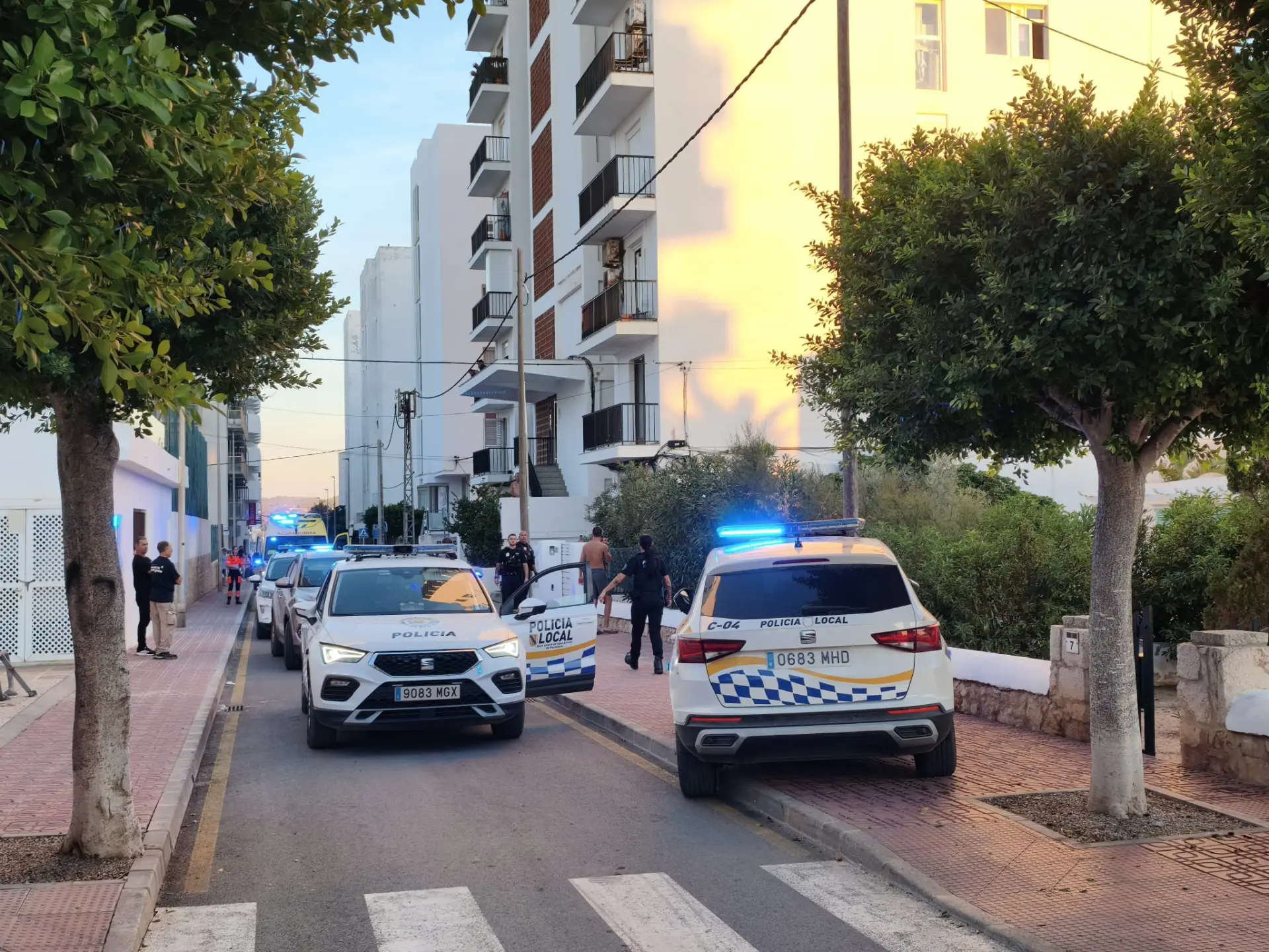 La Policía Local interviene en una pelea con un hombre ensangrentado en Sant Antoni