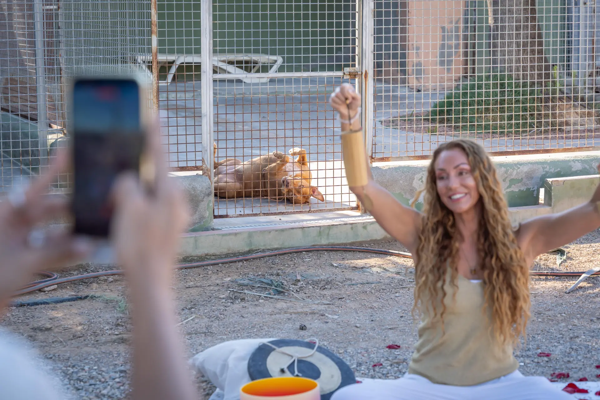 Sa Coma vive una sesión de ‘sound healing’ con el centro al límite de ocupación