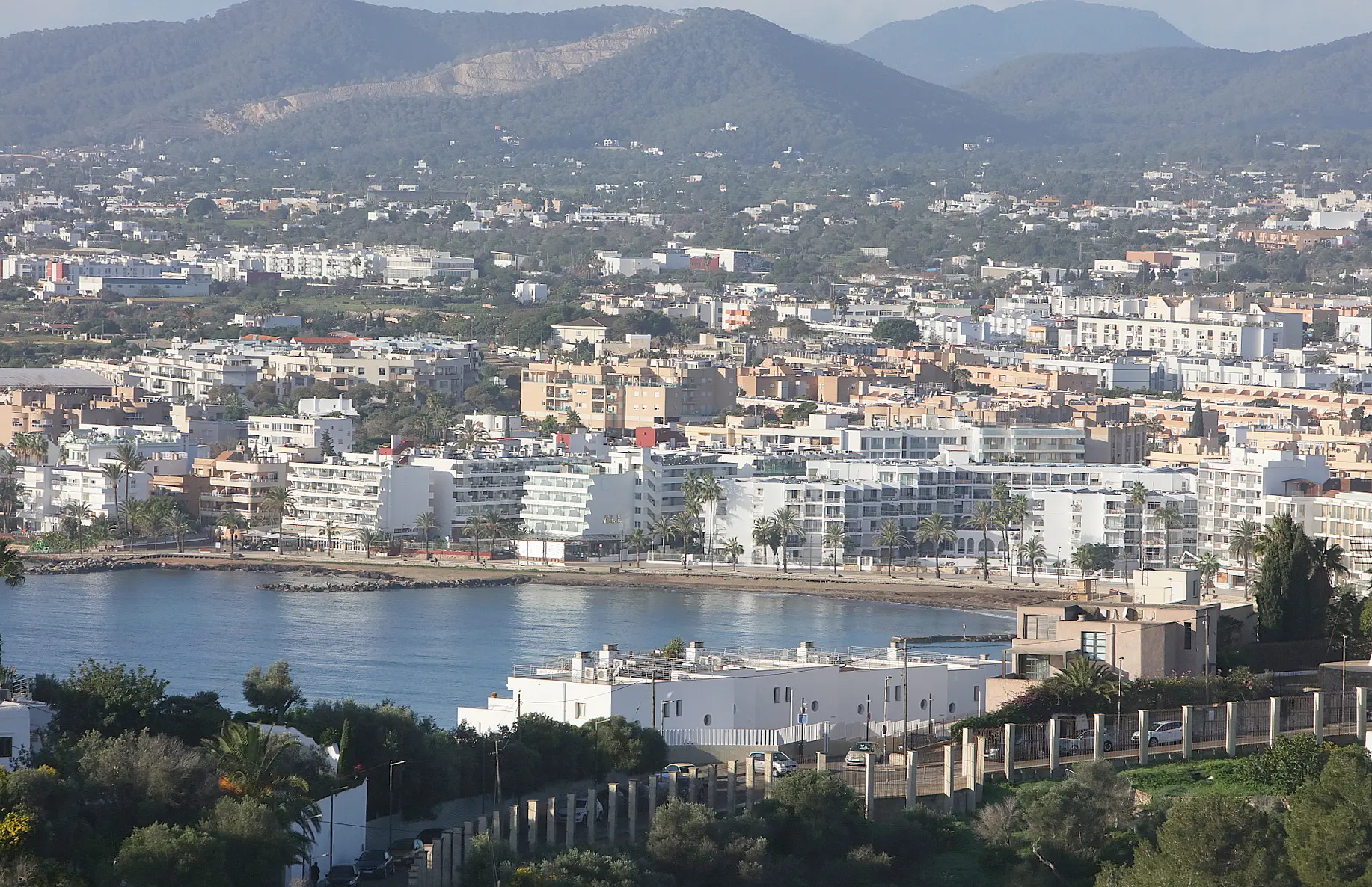 El Govern cifra en un 43,18 % el déficit de vivienda acumulado en Ibiza