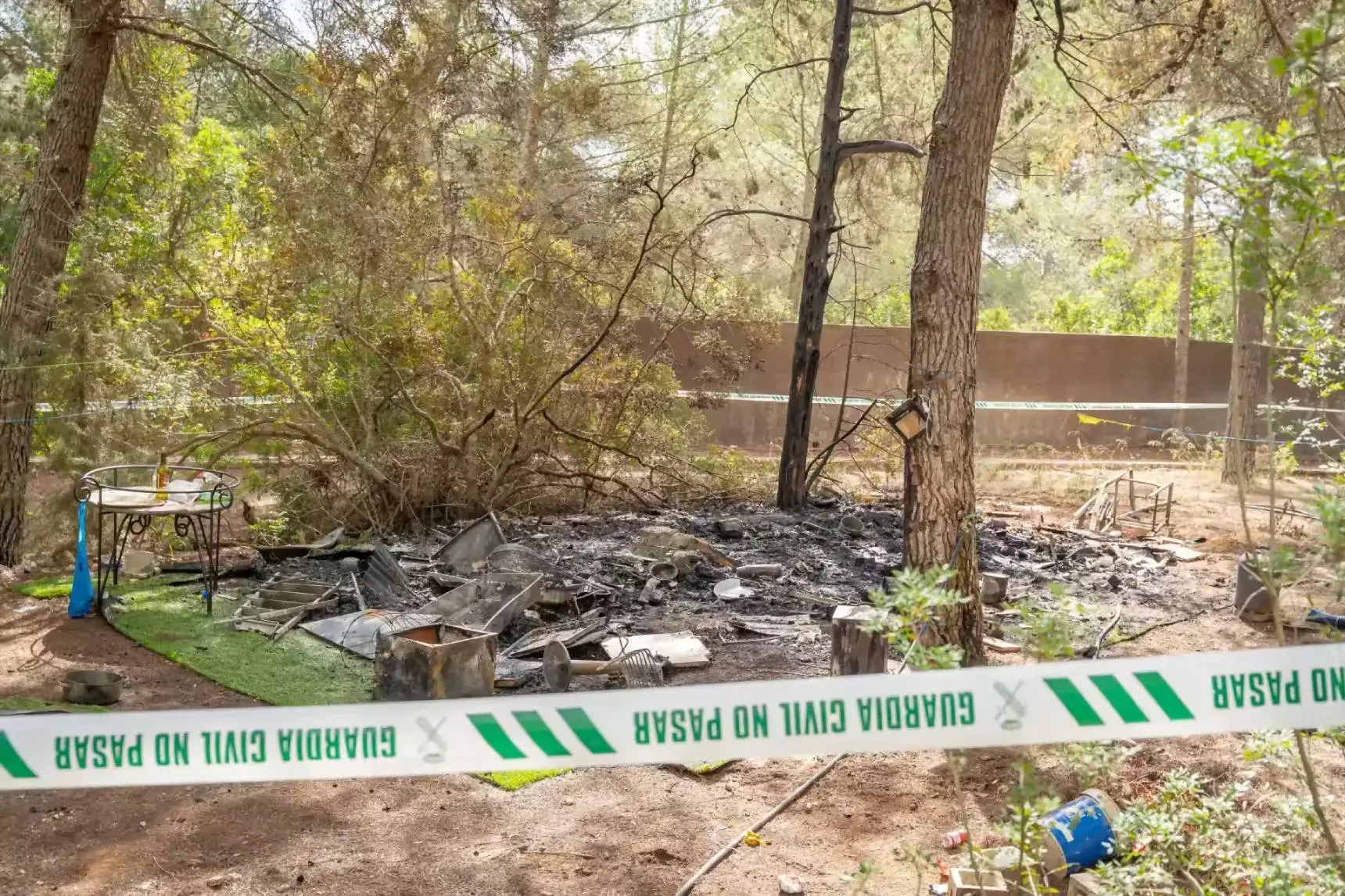 El juez autoriza el «desalojo inmediato» de los okupas de Casa Lola