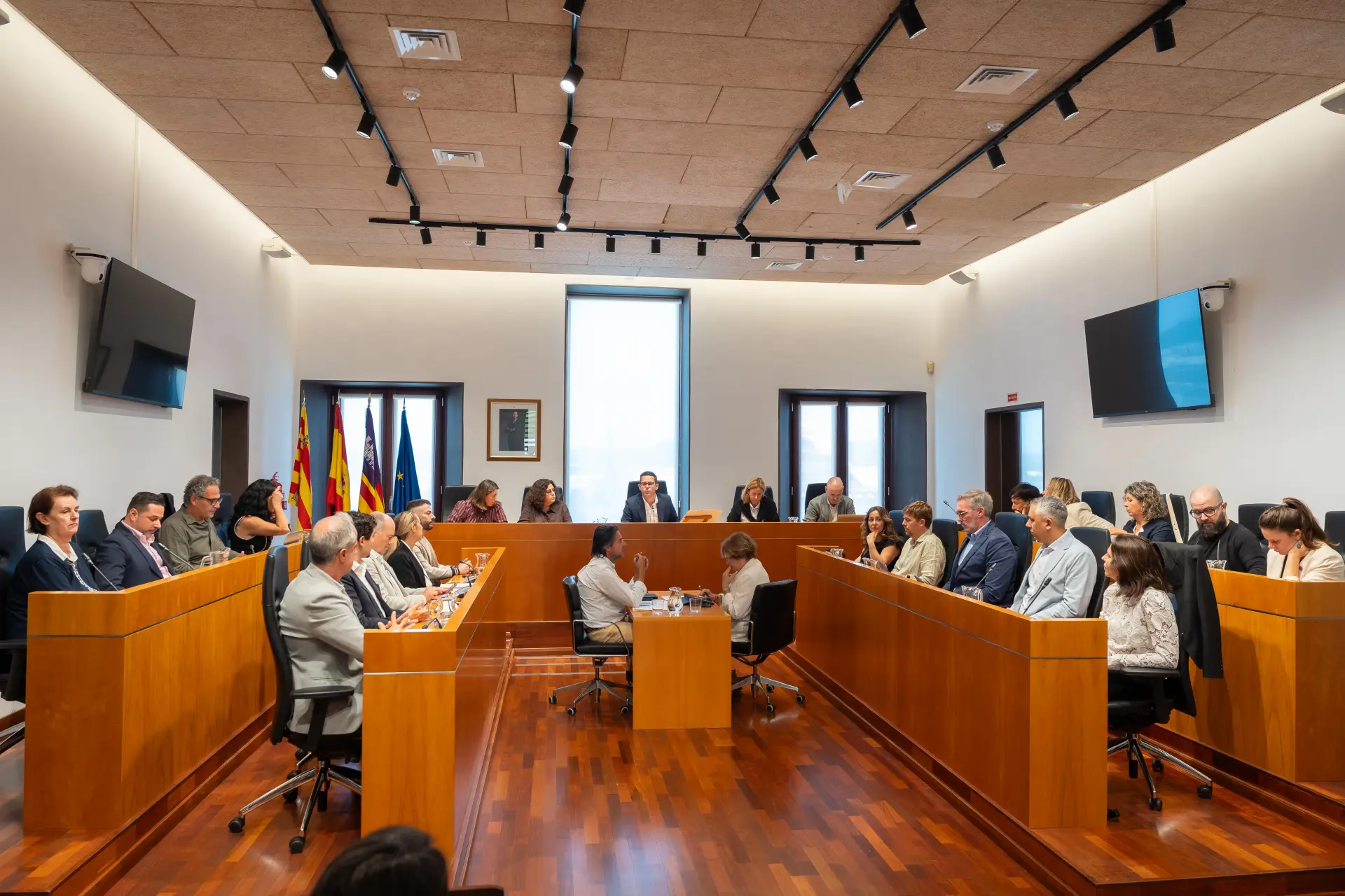 El alcalde de Ibiza pisa el acelerador: anuncia un nuevo parking de 500 plazas, más viviendas y un nuevo mercado