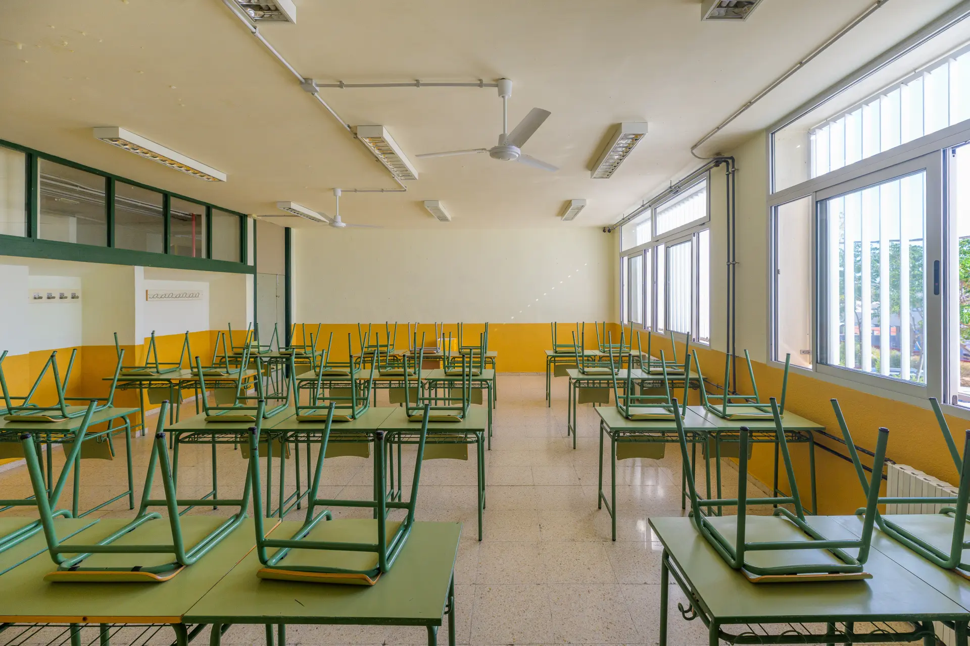 Educación alerta de cuentas anónimas que humillan a alumnos y docentes