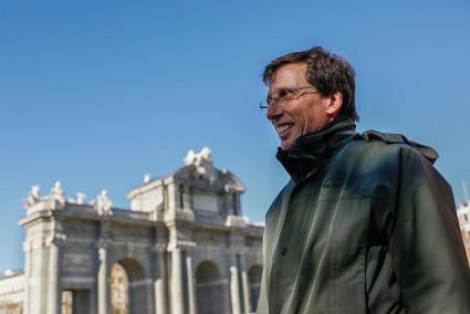 José Luis Martínez-Almeida y Teresa Urquijo dan un paso más en su relación