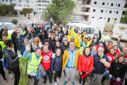 3.600 kilos de basura menos en Sa Talaia de Sant Antoni