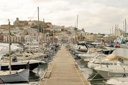 Puertos y Litorales Sostenibles inicia el estudio para la construcción del dique flotante