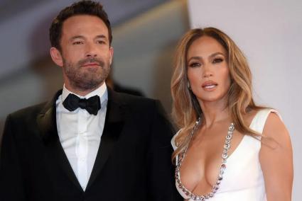 Ben Affleck se ha olvidado del anillo de compromiso