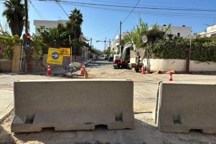 El PSOE de Santa Eulària denuncia el retraso de las obras de la calle Canari de Jesús