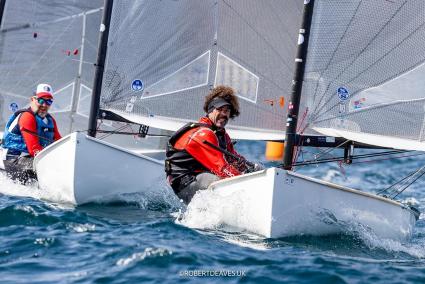 Alejandro Cardona participa en el campeonato del Mundo de la clase Finn.