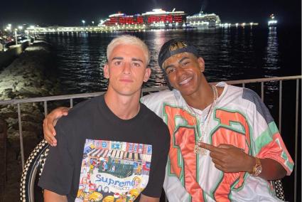 Gavi y Lamine Yamal, en Ibiza.