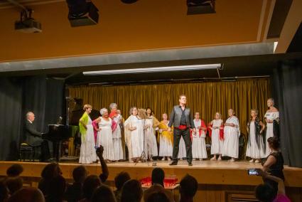 Velada musical para celebrar los 20 años del Coro Parroquial Santa Cruz