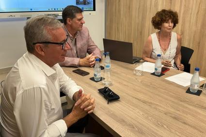Bauzá asiste en Ibiza a la constitución del Consejo Asesor de la Escuela de Hostelería
