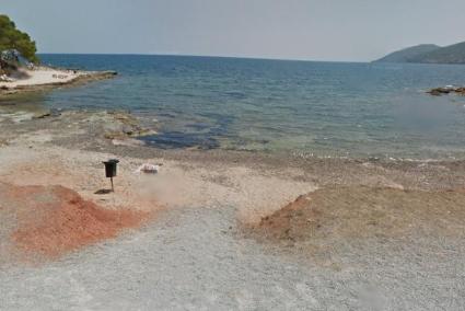 Investigan la aparición del cadáver de un hombre en una playa de Santa Eulària