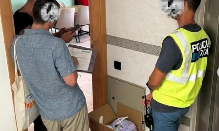 Inspección en una vivienda.