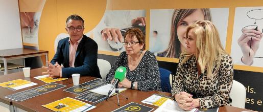 Alfonso Rojo, Gloria Corral y Marta Díaz fueron los encargados de presentar la fase final del concurso.