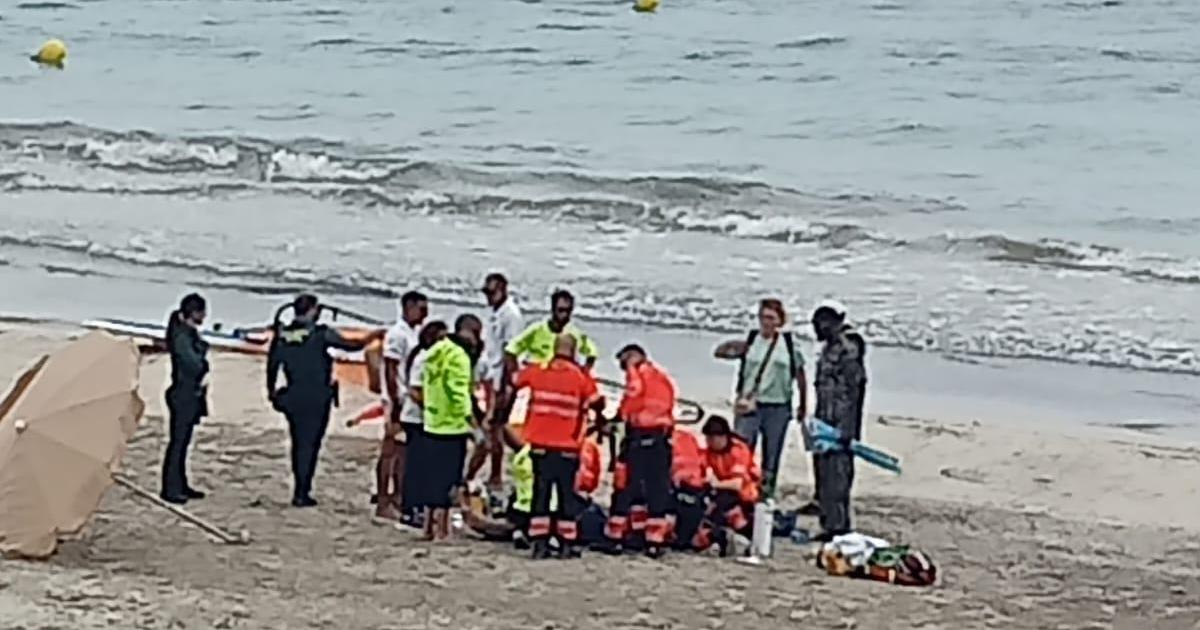 Un turista, en estado grave tras sufrir un infarto en una playa de Ibiza