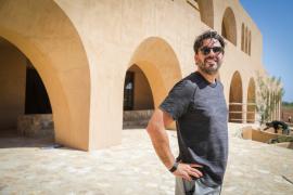 «No jugamos al consumo masivo, el yate enorme, la villa más grande o el champán más exclusivo»