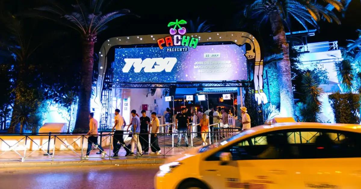 Pacha Outside Pacha Ibiza abrirá antes de la medianoche cada día