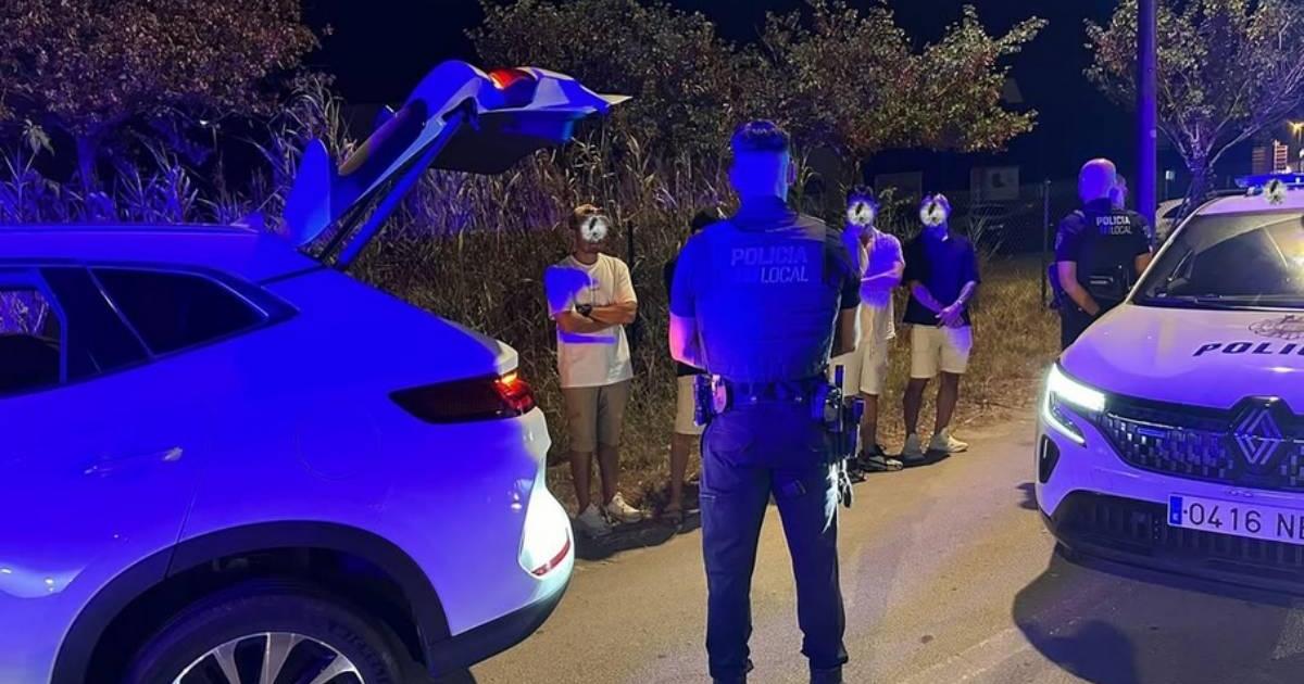 Interceptado un vehículo por ir seis personas en él y el conductor dar ...