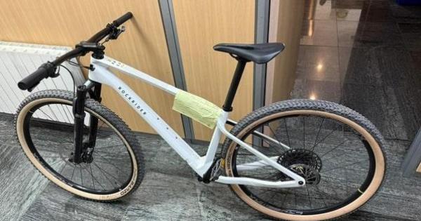 Buscan en Ibiza al dueño de una bici de casi 3.000 euros