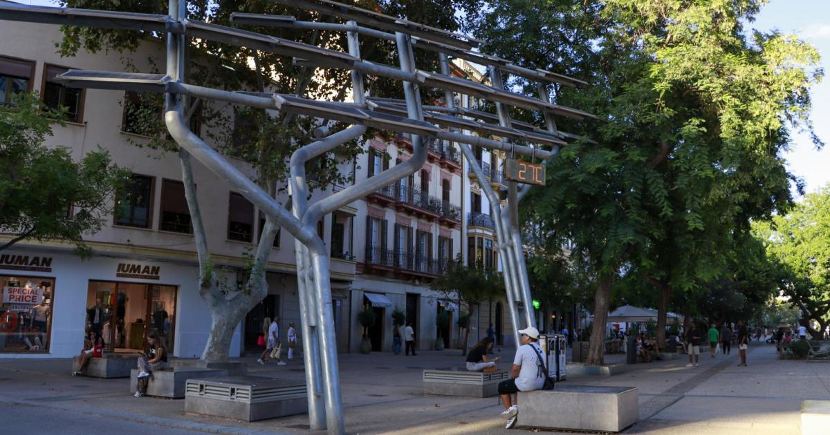 «Los ciudadanos quieren recuperar el reloj clásico que tuvimos toda la vida en la cabecera de Vara de Rey»
