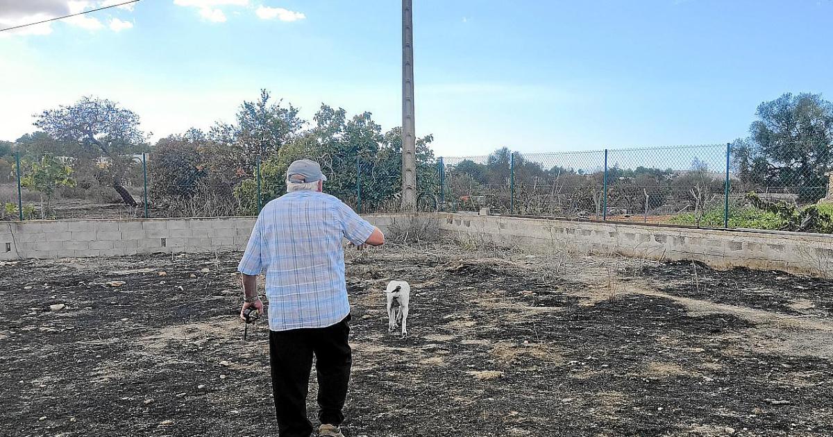Incendios en Ibiza: «Estaba tan nervioso por las llamas que apenas podía manejar la manguera»