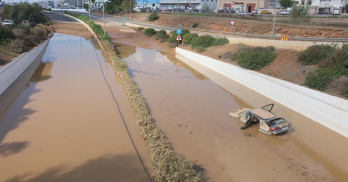 «Es inconcebible e inexplicable que una infraestructura de la magnitud de la carretera del aeropuerto de Ibiza desagüe en las tuberías municipales»