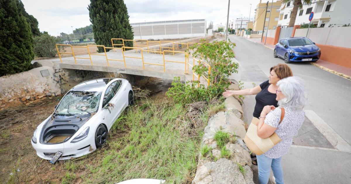 Vecinas de Ibiza, tras las lluvias torrenciales: «Debemos tomarlo como una lección y tener los torrentes limpios»