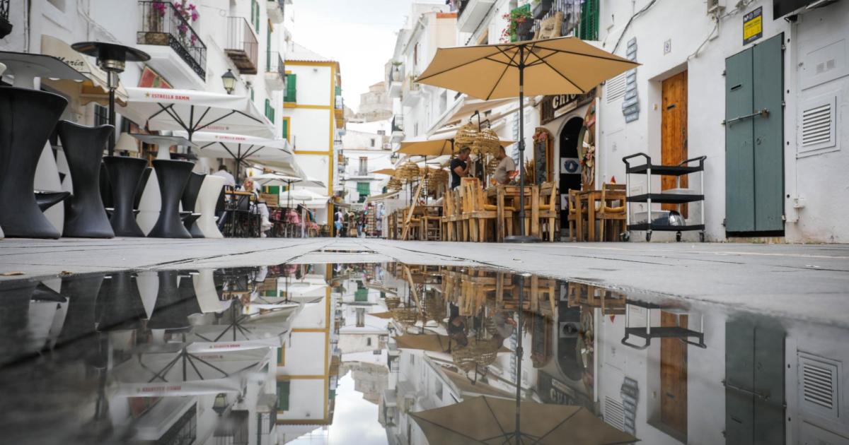 La normalidad se abre paso tras las lluvias en Vila y Puig d’en Valls