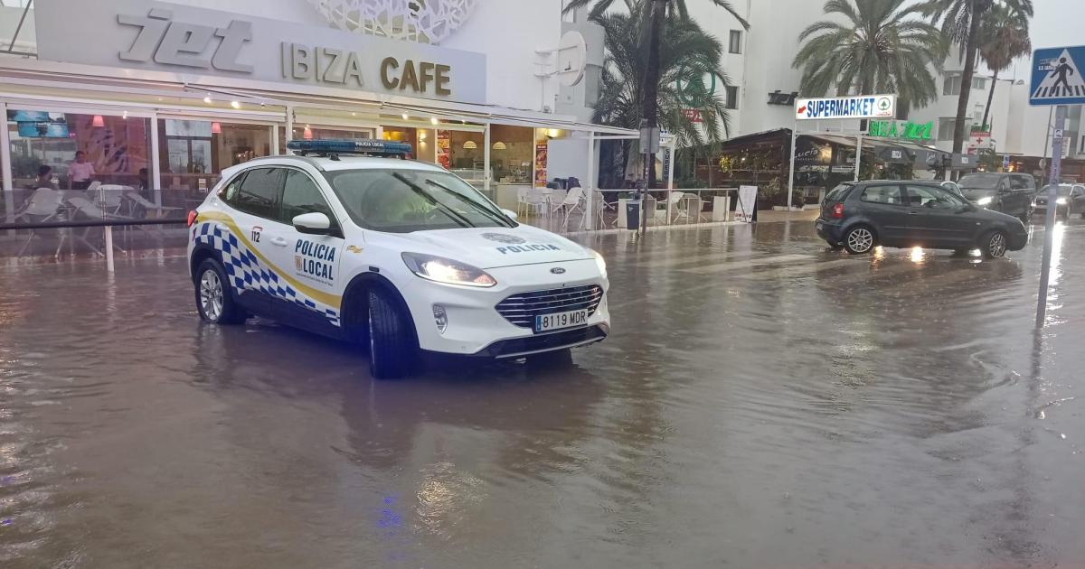 Calles cortadas y tuberías reventadas por la llegada de la DANA 'Alice'